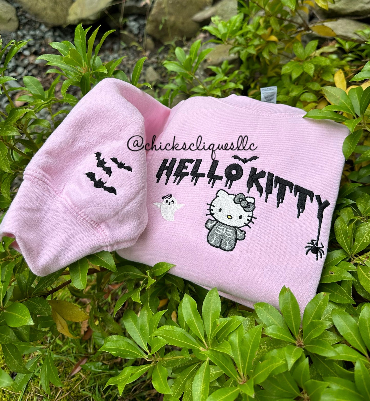 Skull Kitty and Bats With Sleeve Halloween Embroidery Crewneck Sweatshirt