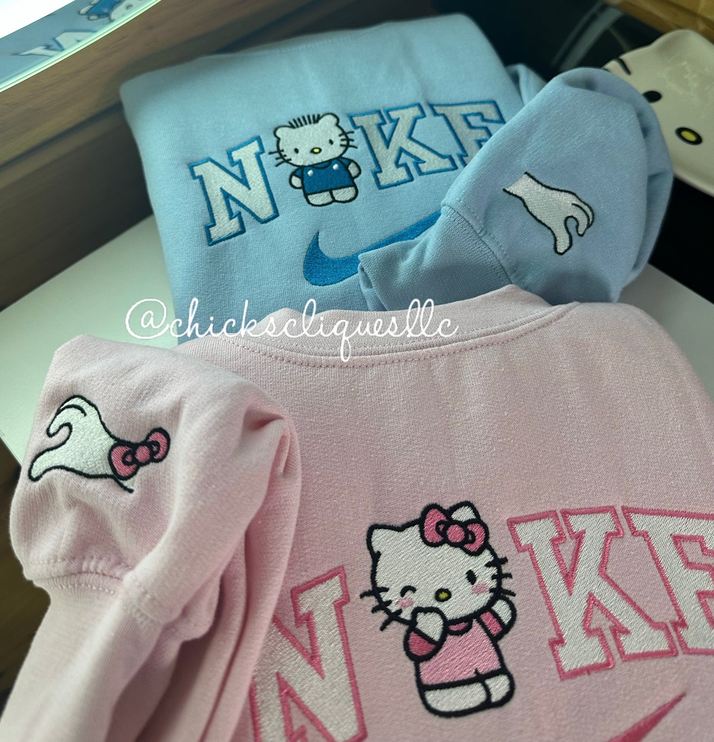 Hello Kitty and Dear Daniel Couples With Sleeve Embroidery Crewneck Sweatshirt