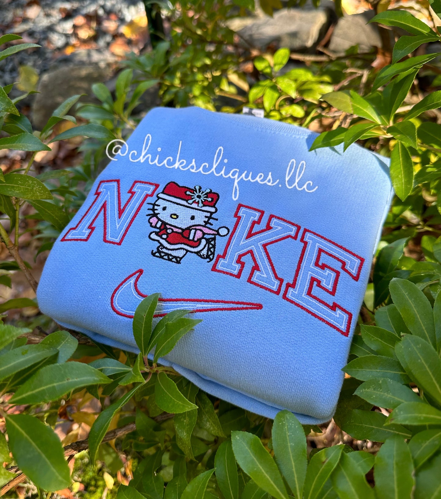 Kitty Ice Skating x Check Christmas Embroidery Crewneck Sweatshirt