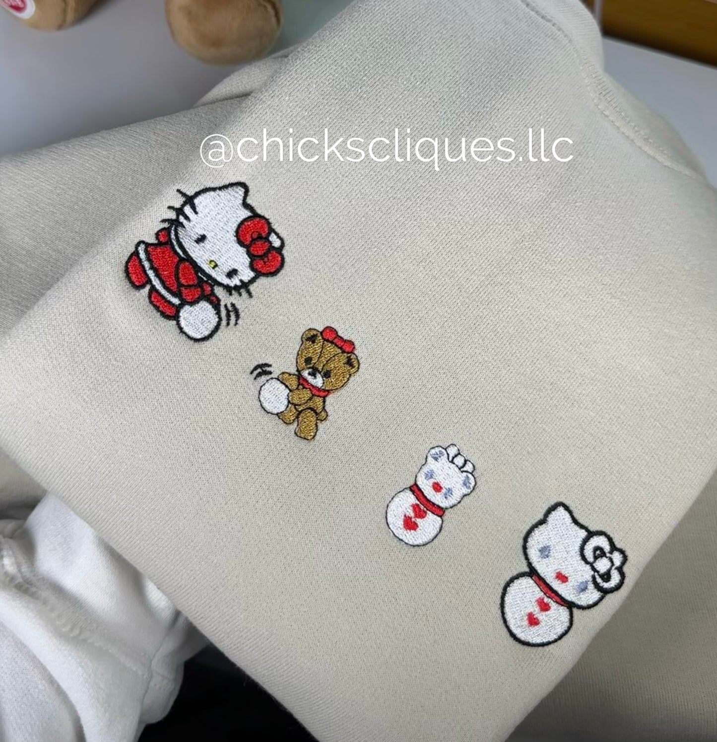 Kitty and Tiny Chum Snowman Christmas Embroidery Crewneck Sweatshirt