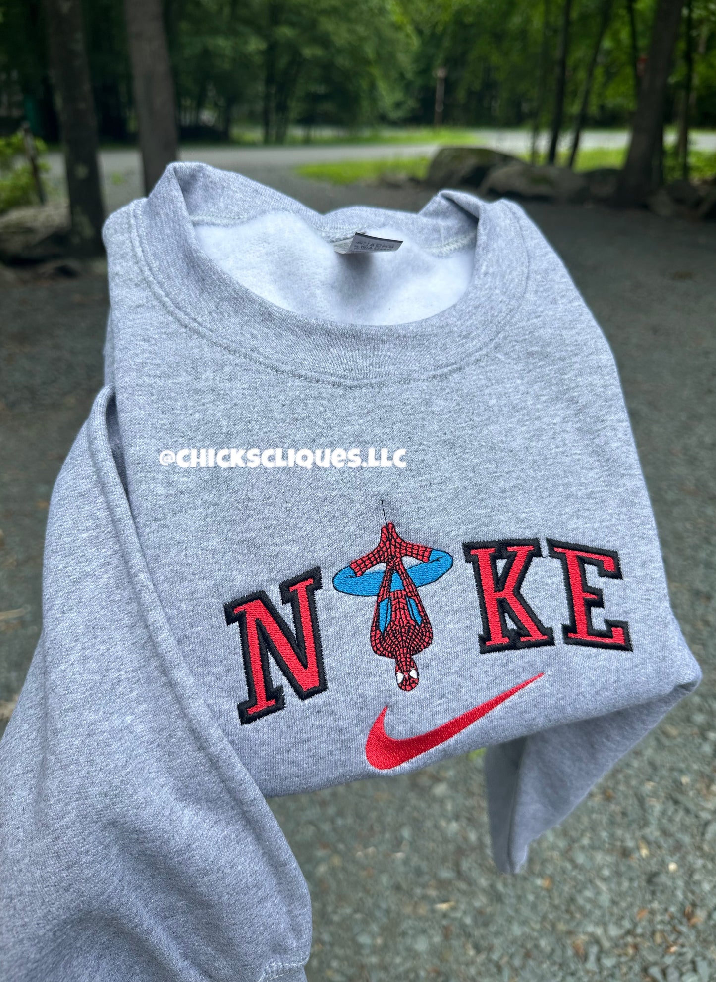 Spider Hanging x Check Embroidery Crewneck Sweatshirt