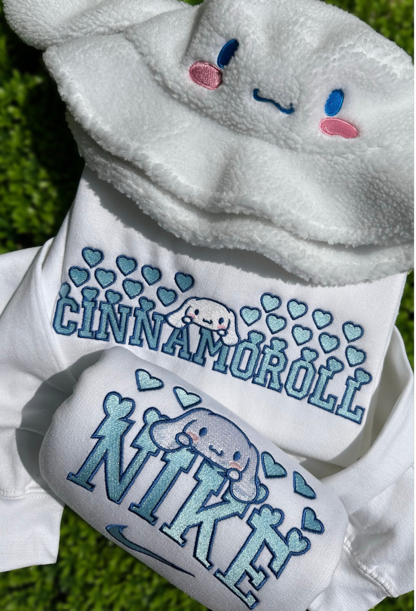 Cinnamon Hearts 8x10 Embroidery Crewneck Sweatshirt