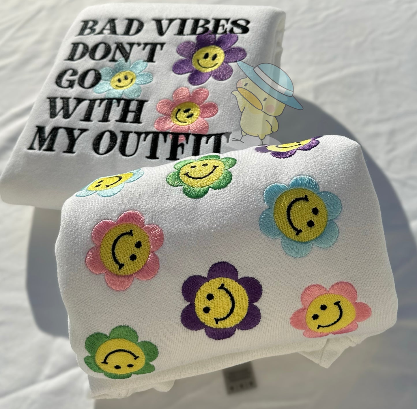Smiley Flowers Y2K 8x10 Embroidery Crewneck Sweatshirt