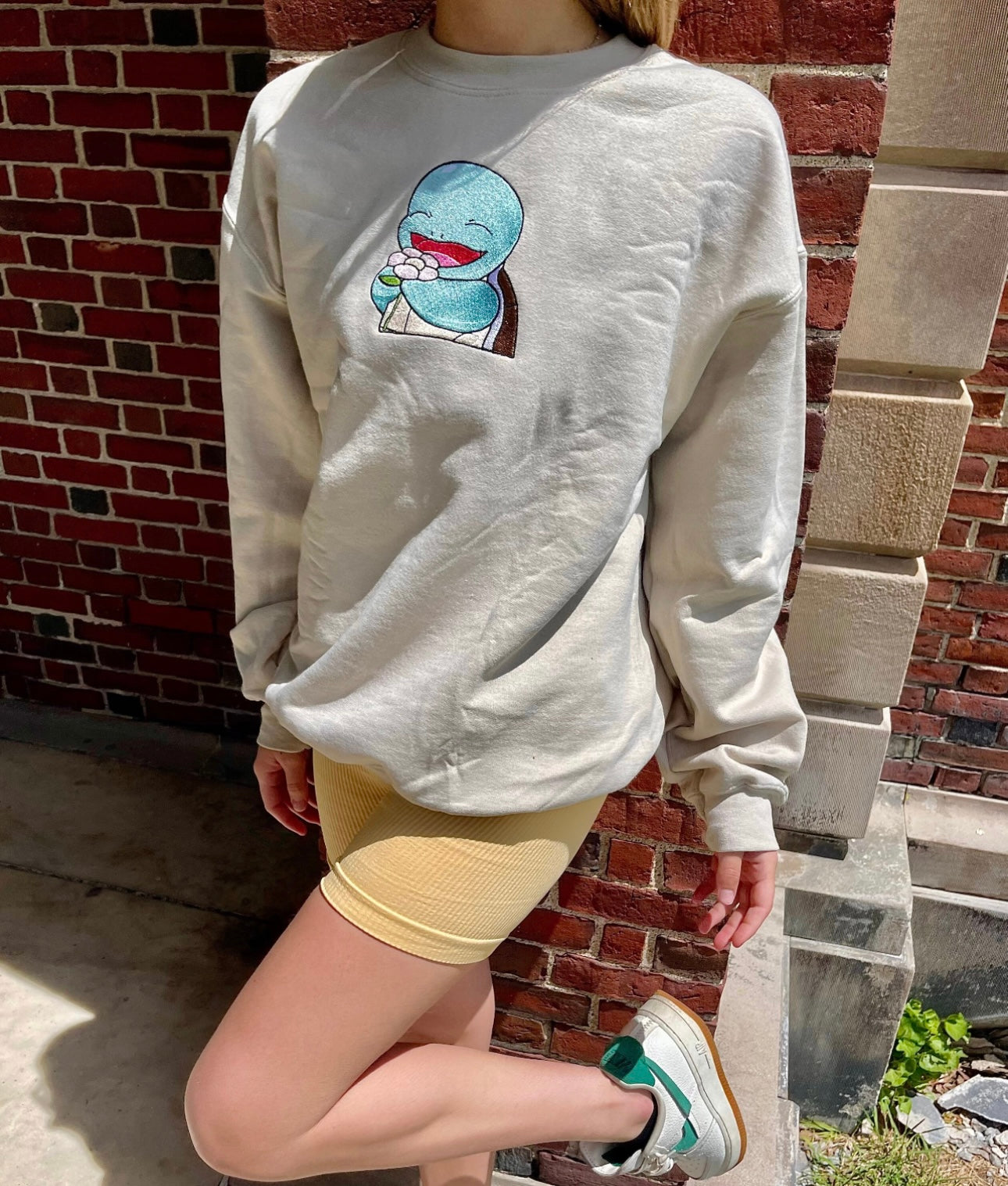 Anime Turtle Flower Embroidery Crewneck Sweatshirt