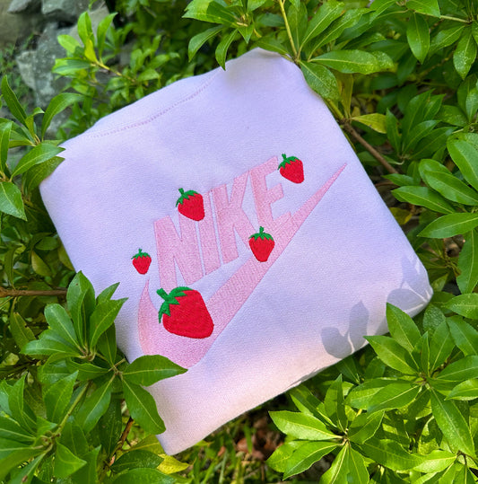 Strawberry Fruit Logo Embroidery Crewneck Sweatshirt