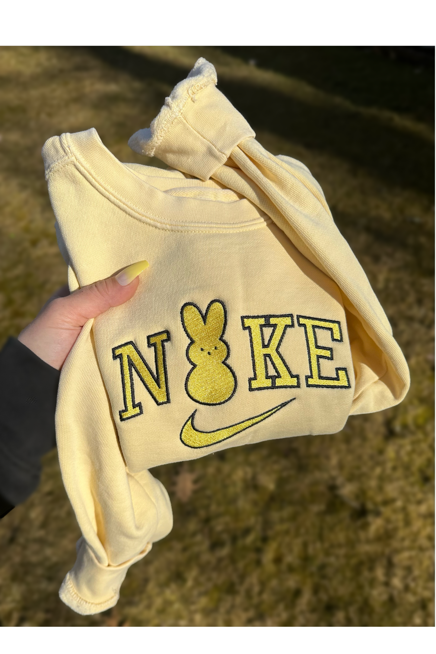 Exclusive Yellow Peeps Embroidery Crewneck Sweatshirt